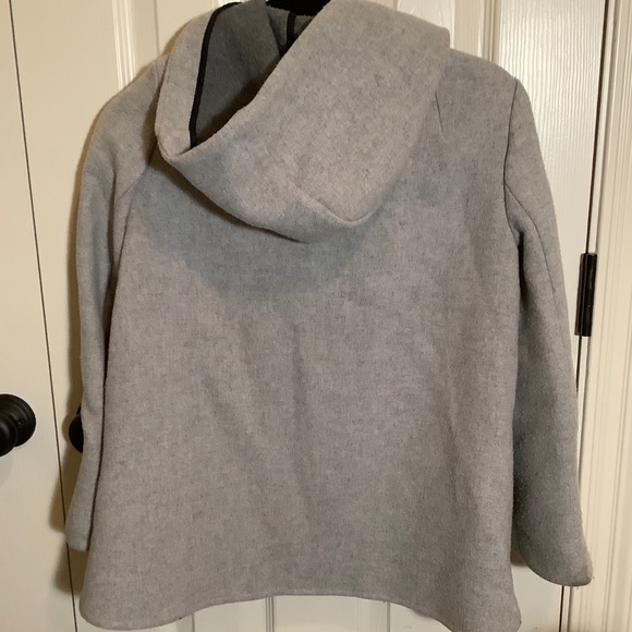 Zara - Picture 2 of 3